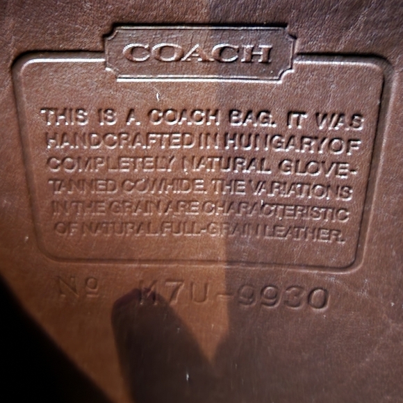 Vintage Coach Murphy #9930 - Picture 4 of 17